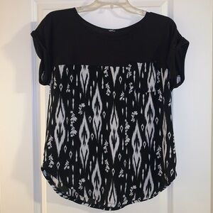 Xhilaration Black Graphic Blouse